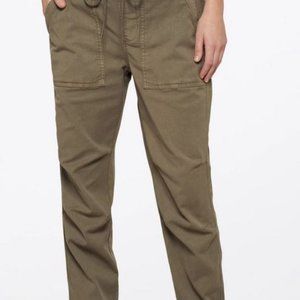Faherty Traveler pants